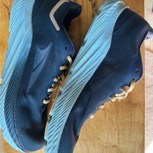 Altra women’s Navy and Light Blue Running Sneakers Rivera 3